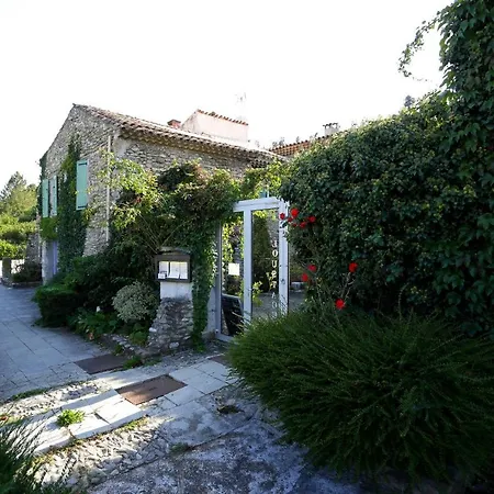 L'oustaou Frühstückspension