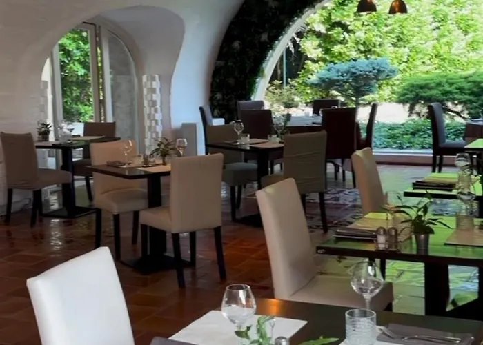 L'oustaou Frühstückspension Chateau-Arnoux-Saint-Auban