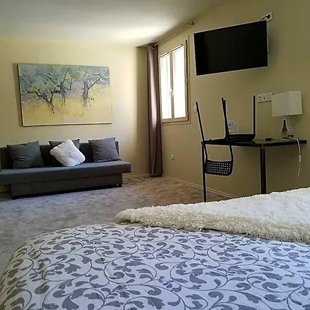 Bed & Breakfast L'oustaou 3*